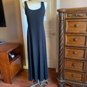 NWT Old Navy black sleeveless tank maxi dr…